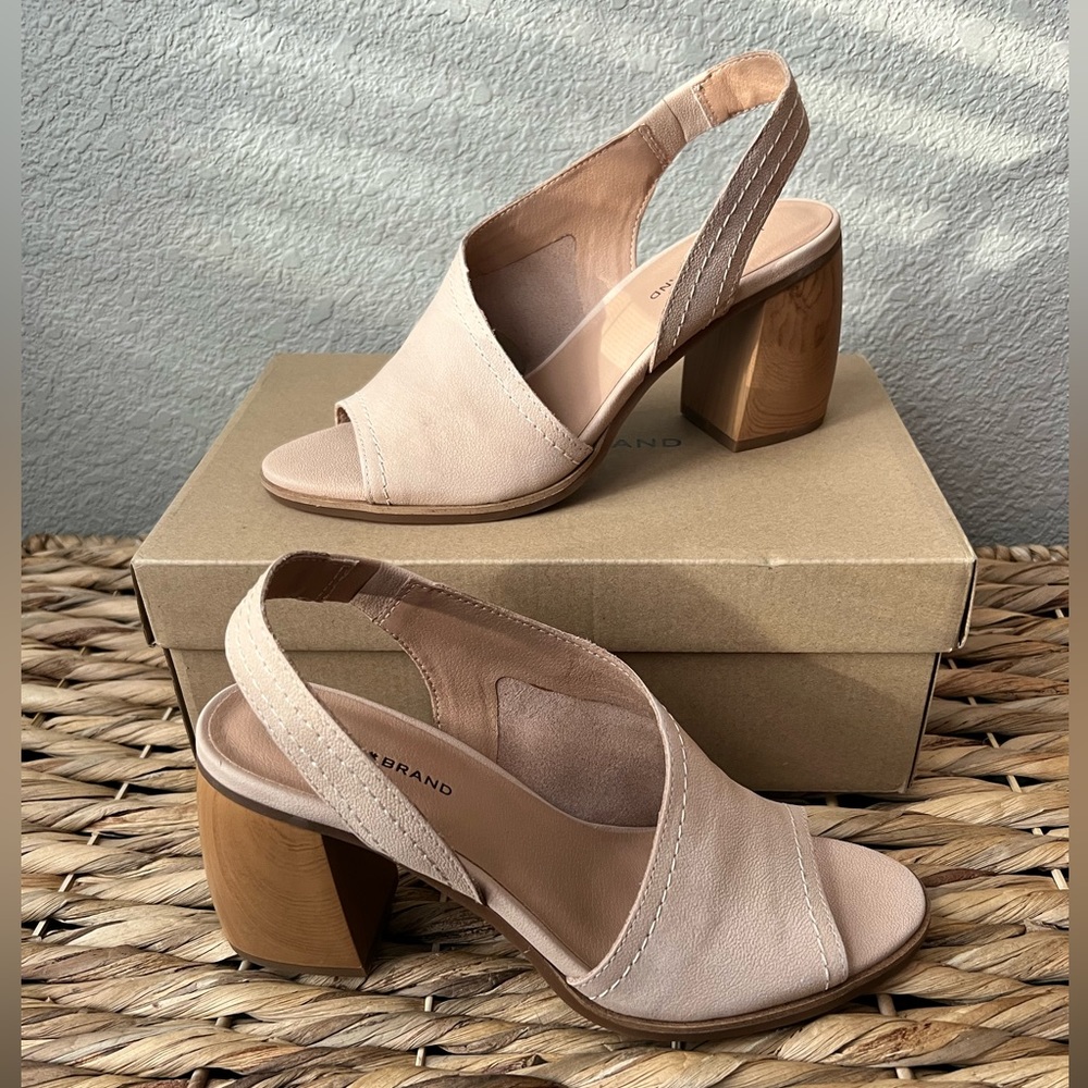 Lucky Brand Heeled Sandals, size 8.5